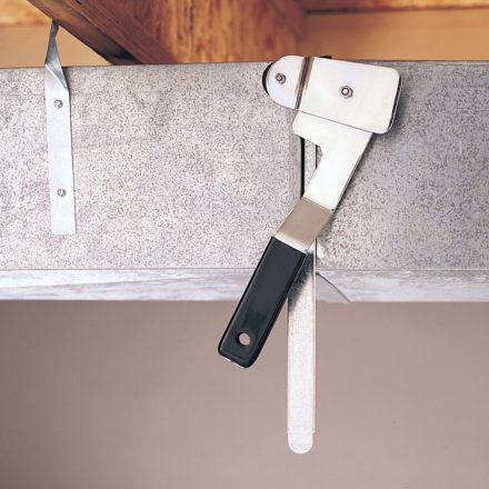 Locking Duct Stretcher on the side of a metal duct